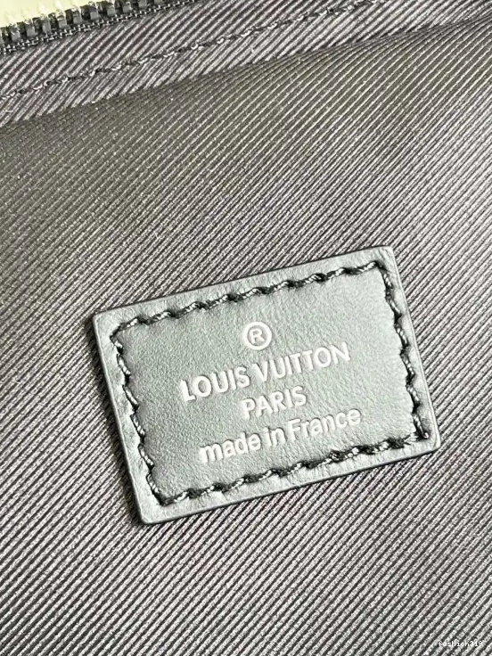 LOUIS AVENUE VUITTON SLINGBAG 0416